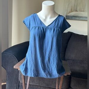 Gap brand top - size XS